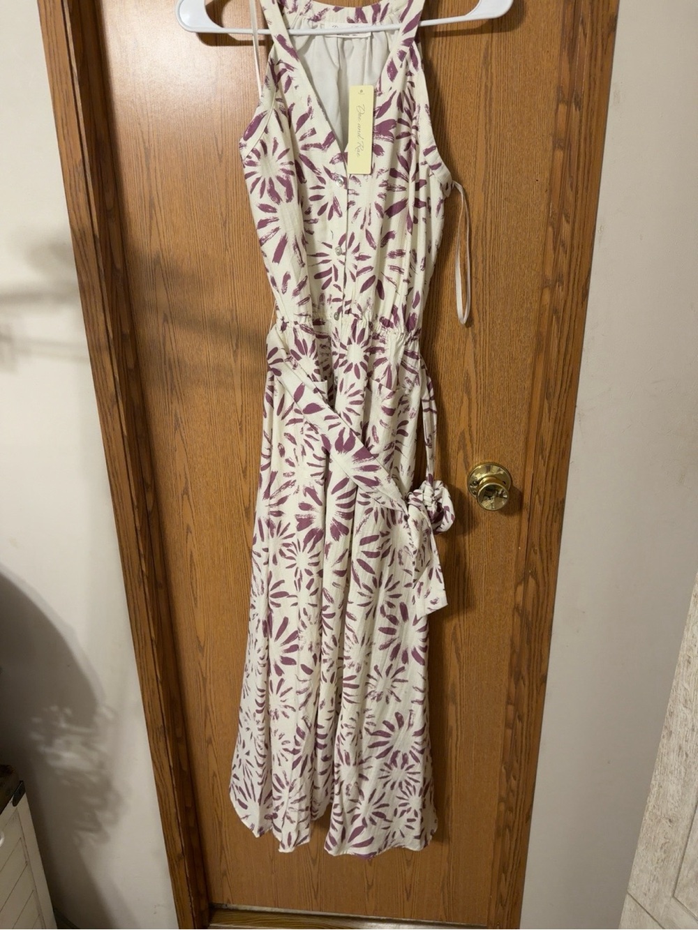 NWT Doe & Rae Cream Mauve Floral Halter Maxi Dress Tie Waist Pockets Size Small